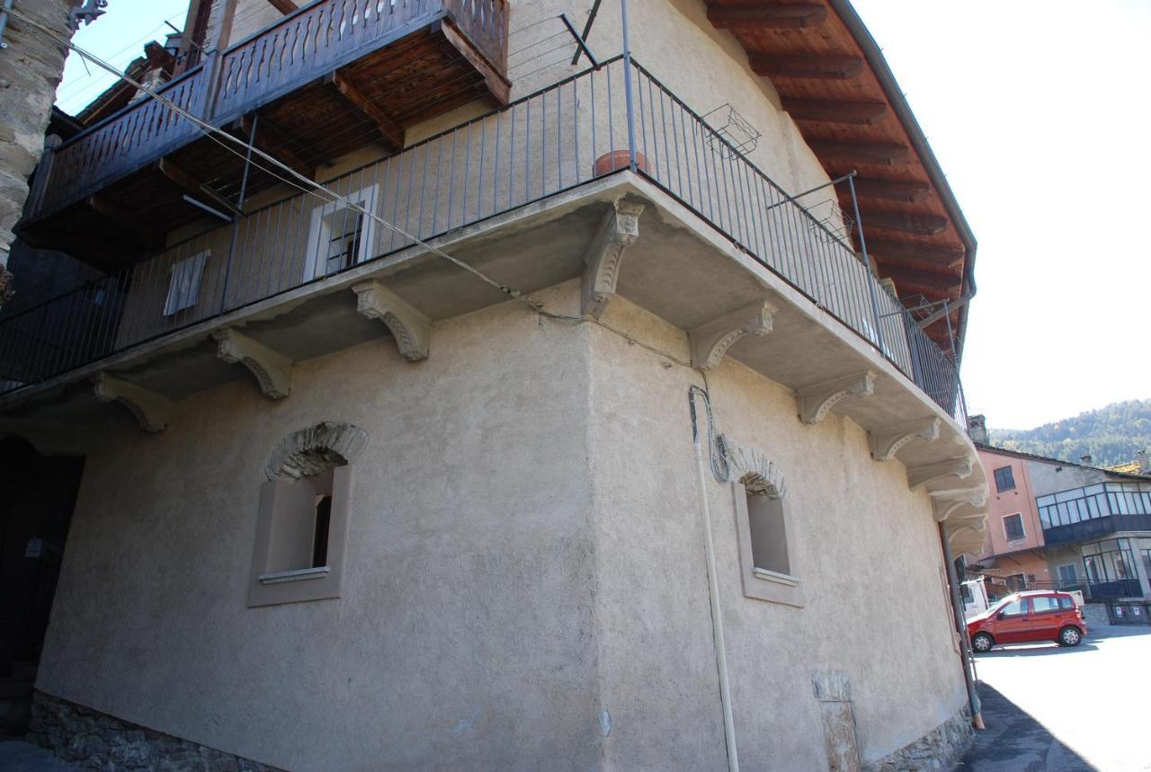 Maison Grivon Appartamento Monte Emilius อาออสตา ภายนอก รูปภาพ